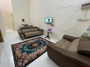 senawang seremban 4 bedroom with a free parking